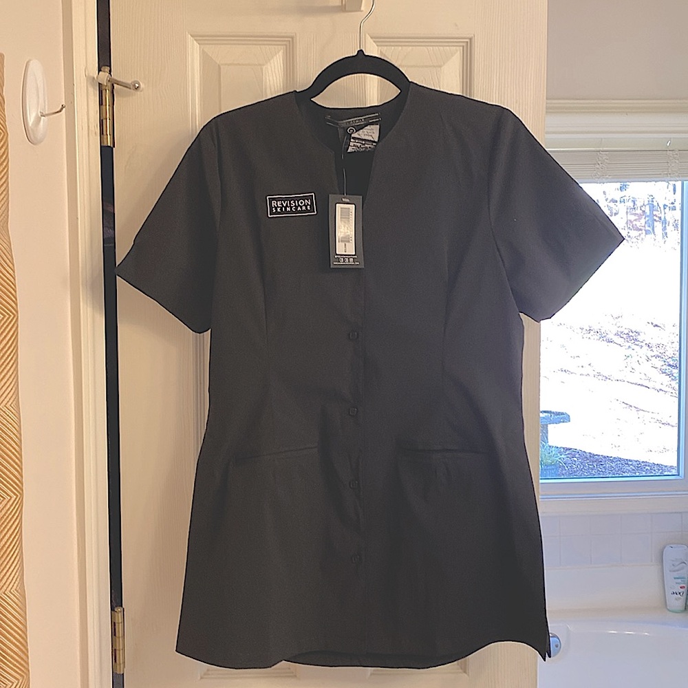 Revision Skincare uniform scrub top (black)